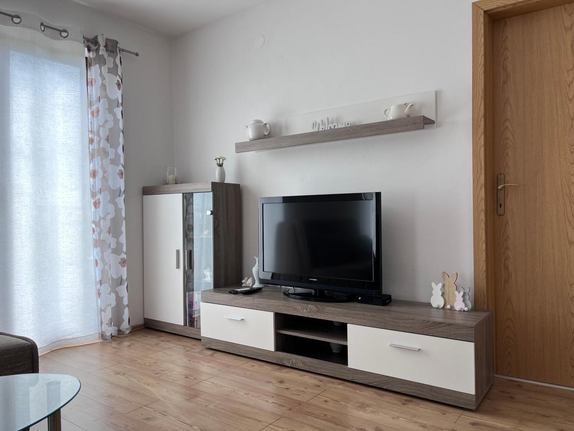 Apartment Vista Lupoglav  Экстерьер фото
